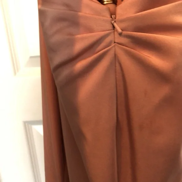 La femme formal dress - Picture 9 of 14